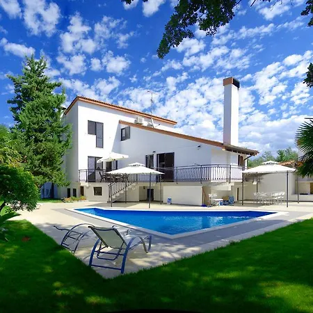 Marty With Private Pool And Jacuzzi Villa Rosini