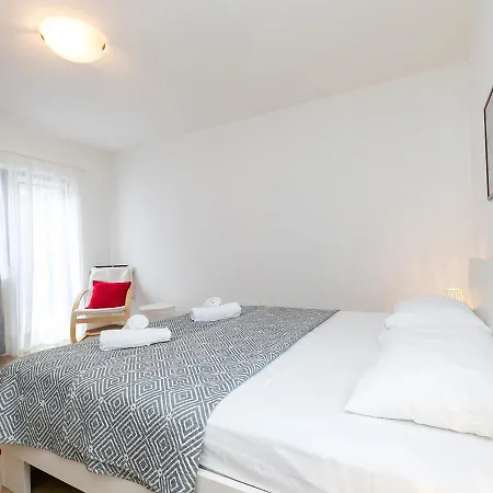 Marty With Private Pool And Jacuzzi