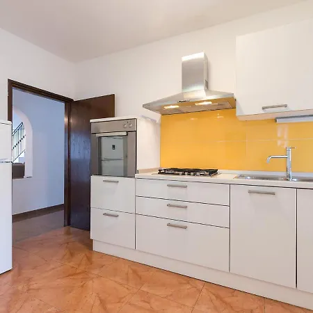 Marty With Private Pool And Jacuzzi * Rosini