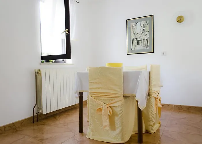 빌라 Marty With Private Pool And Jacuzzi Rosini