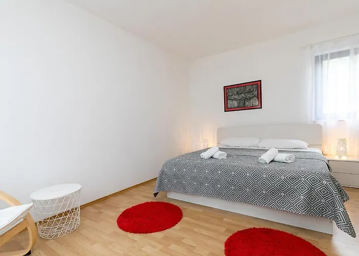 Marty With Private Pool And Jacuzzi *